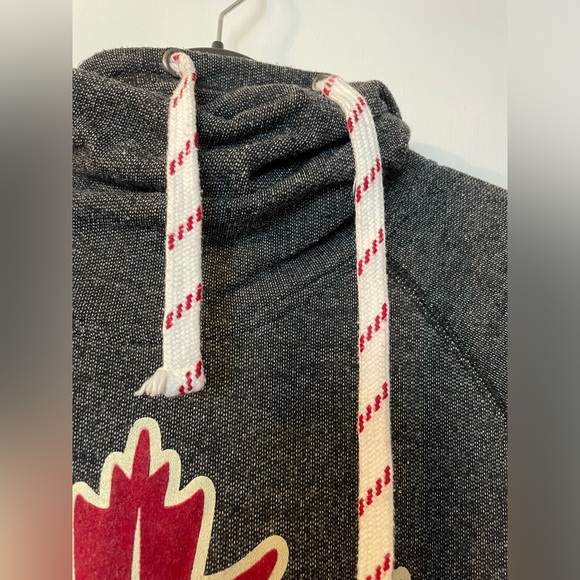 Bluenotes Canada 1867 Hoodie - Size S - Picture 5 of 6